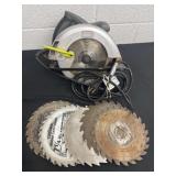 Craftsman saw with blades