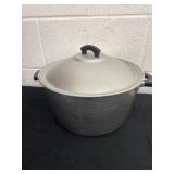 12ï¿½ wearever aluminum stock pot with  lid