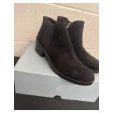 Size 9.5 black shoes