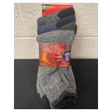 3 new pairs of menï¿½s heated socks 10/13