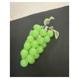5ï¿½ Jade Green Glass Grapes, Vintage Grape Cluster