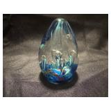 3.5ï¿½ Handblown glass paperweight
