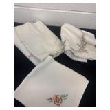 Embroidery small table clothes