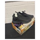 New Size 6 black shoes