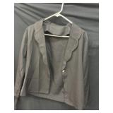 Womenï¿½s light Blazer Jacket unsure of size