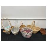 Group of miscellaneous wicker baskets see pics