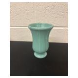 6ï¿½ vintage  American-made pottery vase in a