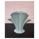 6ï¿½ vintage aqua-colored art pottery fan vase
