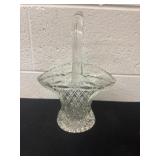 11ï¿½ vintage Princess House crystal basket,