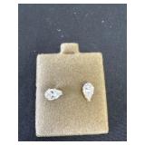 Earring marked 14kt back are not marked