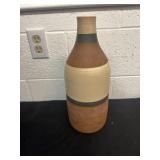 14.5ï¿½ clay vase