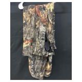 Size L Camo Pants