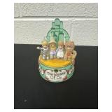 4ï¿½ PRECIOUS MOMENTS WE'RE OFF TO SEE THE WIZARD -