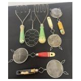 Group of vintage kitchen Items