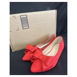 New size 38 red flats