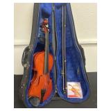 Alice violin with case