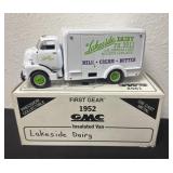 1ST GEAR 1952 GMC INSULATED VAN LAKESIDE DAIRY