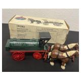 ERTL Horse Drawn Tank Wagon Bank Standard Oil