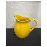 7ï¿½ yellow ceramic pitcher