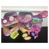 Pet shop house 13ï¿½