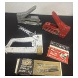 Staple guns and staples