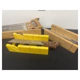 3 Miter box with saws