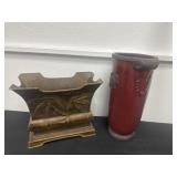 14ï¿½ ceramic vase and 10ï¿½ metal vase