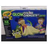 Crayola Glow color chemistry lab set