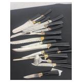 Group of vintage knifes