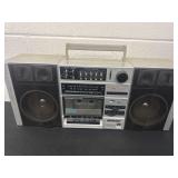 Am/fm stero radio cassette recorder