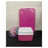 Lunch box and small tote and Disney princess