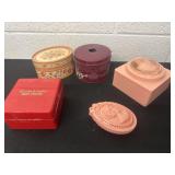 GroupOf powder boxes