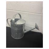 8ï¿½ metal water can