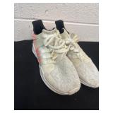Size 10 adidas shoes