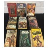 Group of Louis lï¿½amour paper back books