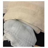 2 throw blankets