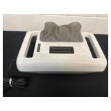 Personal neck massager