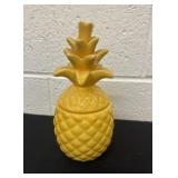 9ï¿½ pineapple candle.