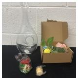 14ï¿½ glass vase, floral pieces and mini mushroom