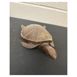 11ï¿½ carved urn wood turtle.