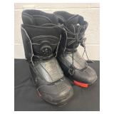 Snowboard boots size 7