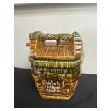 9.5ï¿½ Vintage McCoy Pottery Wishing Well Cookie
