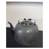 9ï¿½ large enamel teapot.