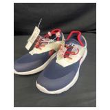 New size 7.5 nautica shoes