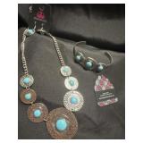 Paparazzi Bracelet and necklace