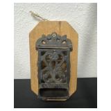 VINTAGE ORNATE VICTORIAN CAST IRON WALL MOUNT