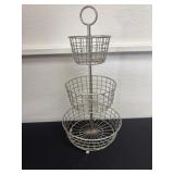 19ï¿½ metal 3 tier basket.