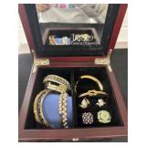 Beautiful nice Jared wooden jewelry box  fulll of