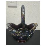 8ï¿½ vintage Fenton Carnival Glass handled basket,