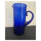 9ï¿½ hand blown Mexican glass pitcher